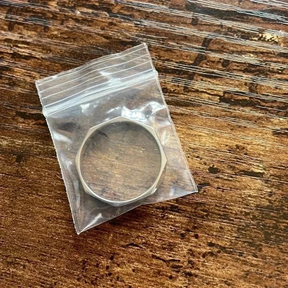 ❤️ NEW 2/$20 or 3/$25 Silver Ring Approx size 9